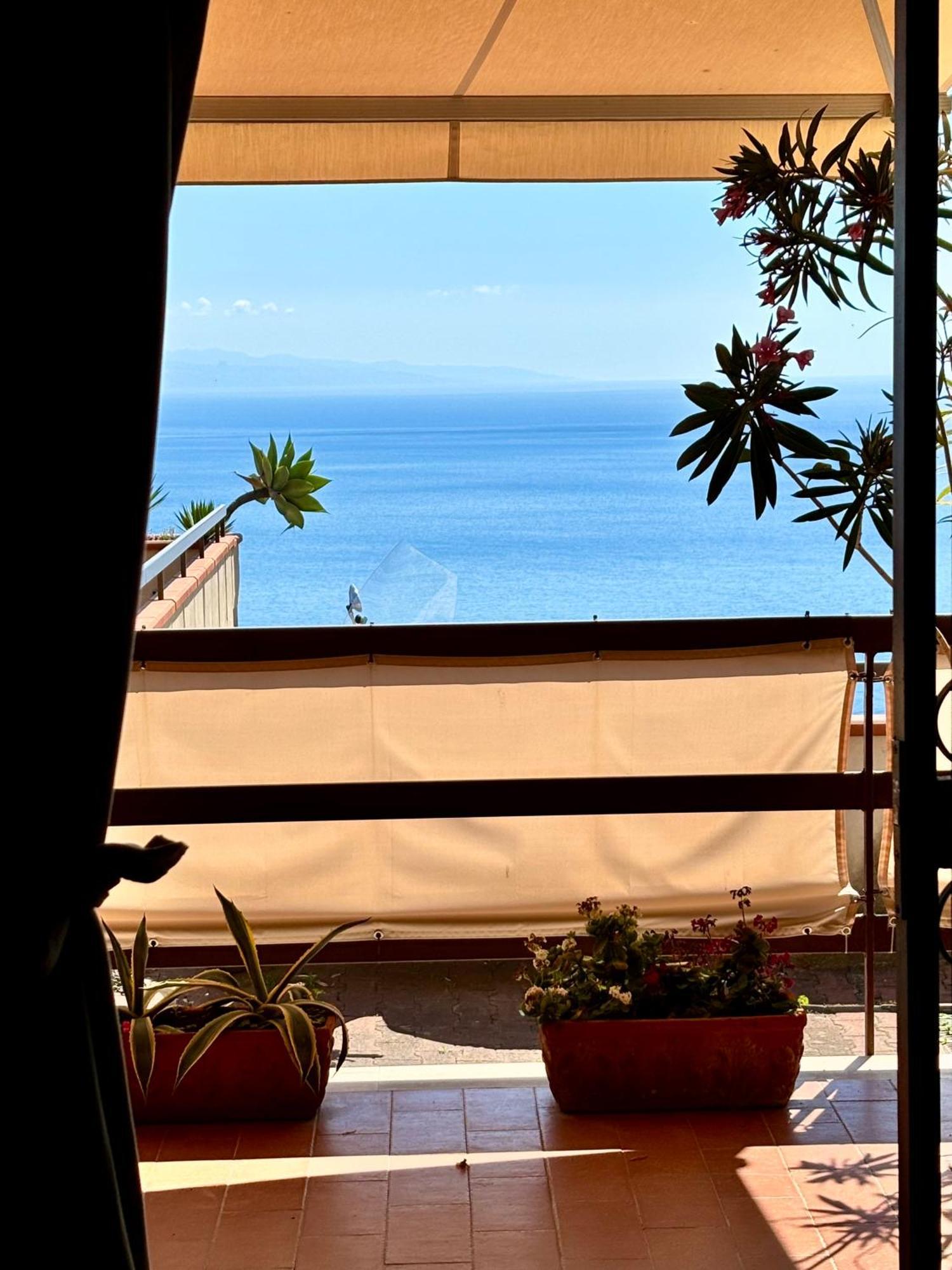 Mara'S House, 10 Minuti A Piedi Dal Centro, Parcheggio Privato Apartment Taormina Exterior photo