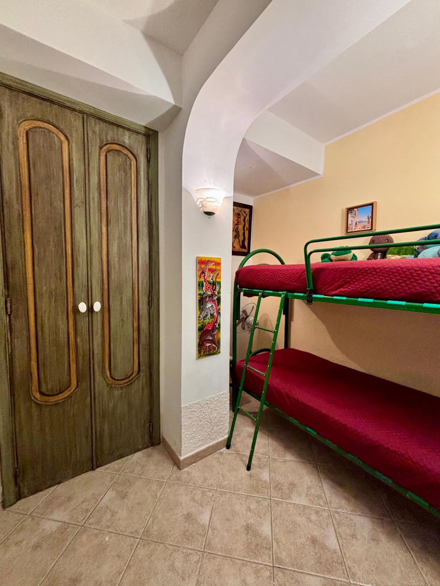 Mara'S House, 10 Minuti A Piedi Dal Centro, Parcheggio Privato Apartment Taormina Exterior photo